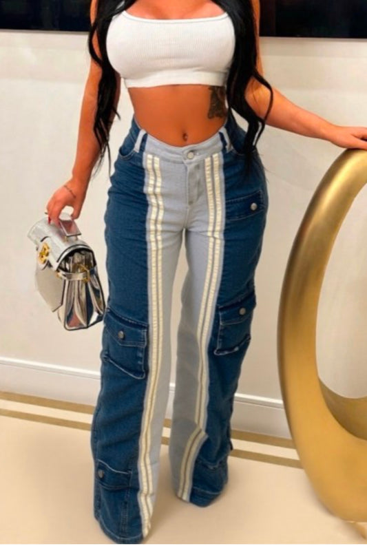 STRIPED IN STYLE (GREY)